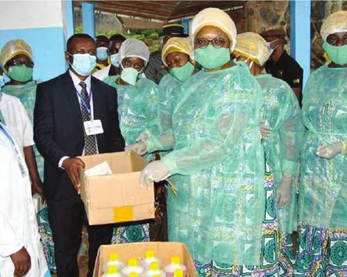 CAMEROUN Mbam et Inoubou : L’élan de solidarité des dames « Oundong Banen » Mbam et Inoubou : L’élan de solidarité des dames « Oundong Banen »