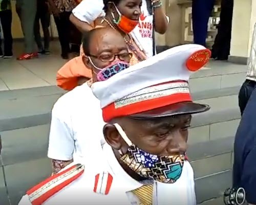 CAMEROUN Sa Majesté Victor Yetina : Le collectif «Retour aux sources» représente les Banen Sa Majesté Victor Yetina : Le collectif «Retour aux sources» représente les Banen
